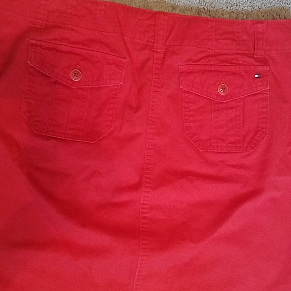 Red skirt - Picture 3 of 3